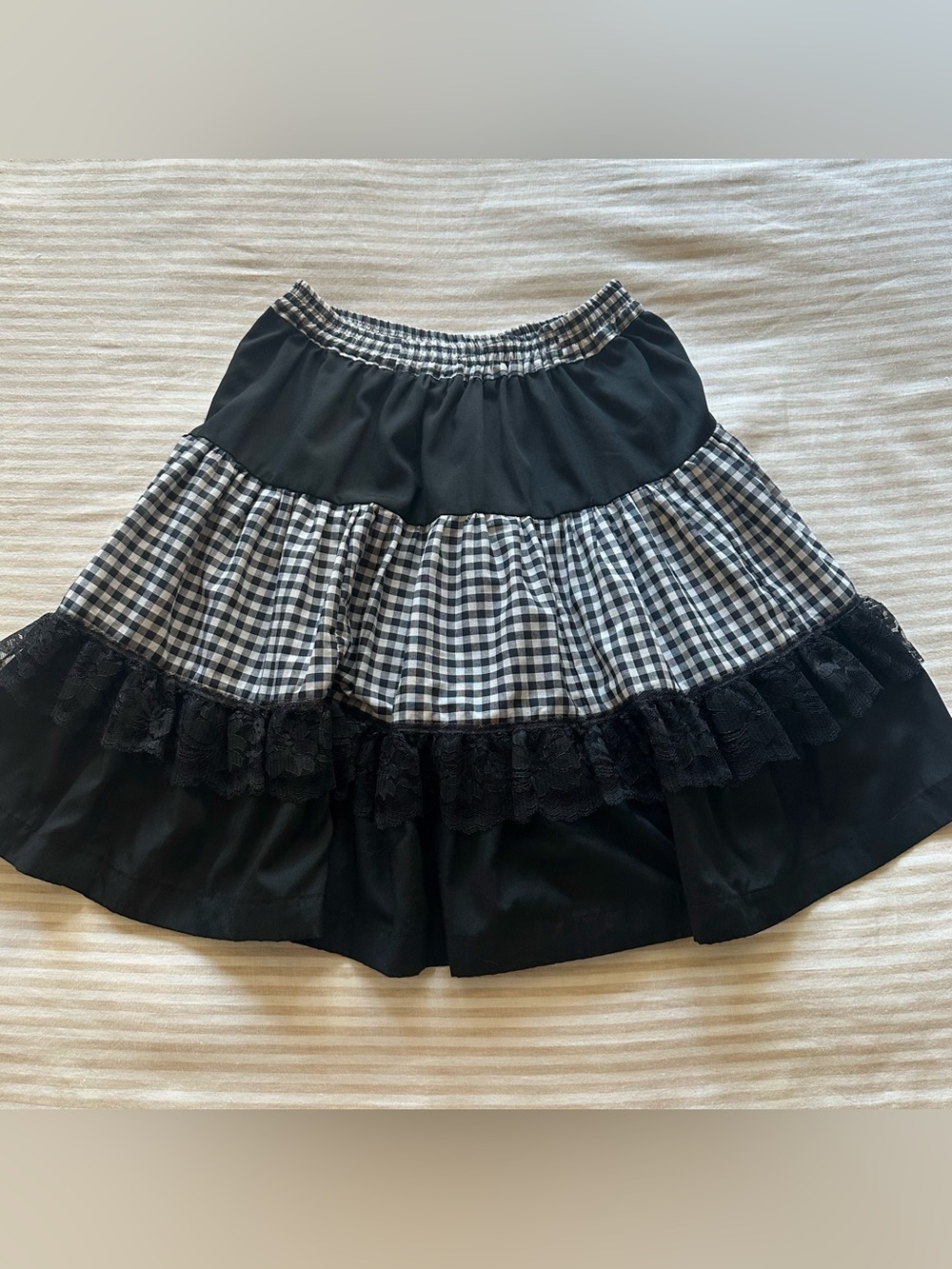 black gingham handmade circle square dancing skirt w lace / size small